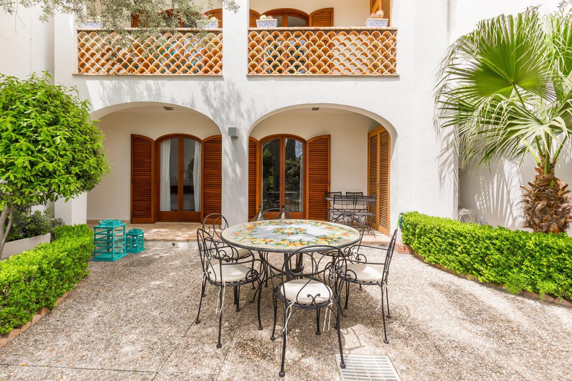 La Matrangela Charme Apartments Taormina Bagian luar foto