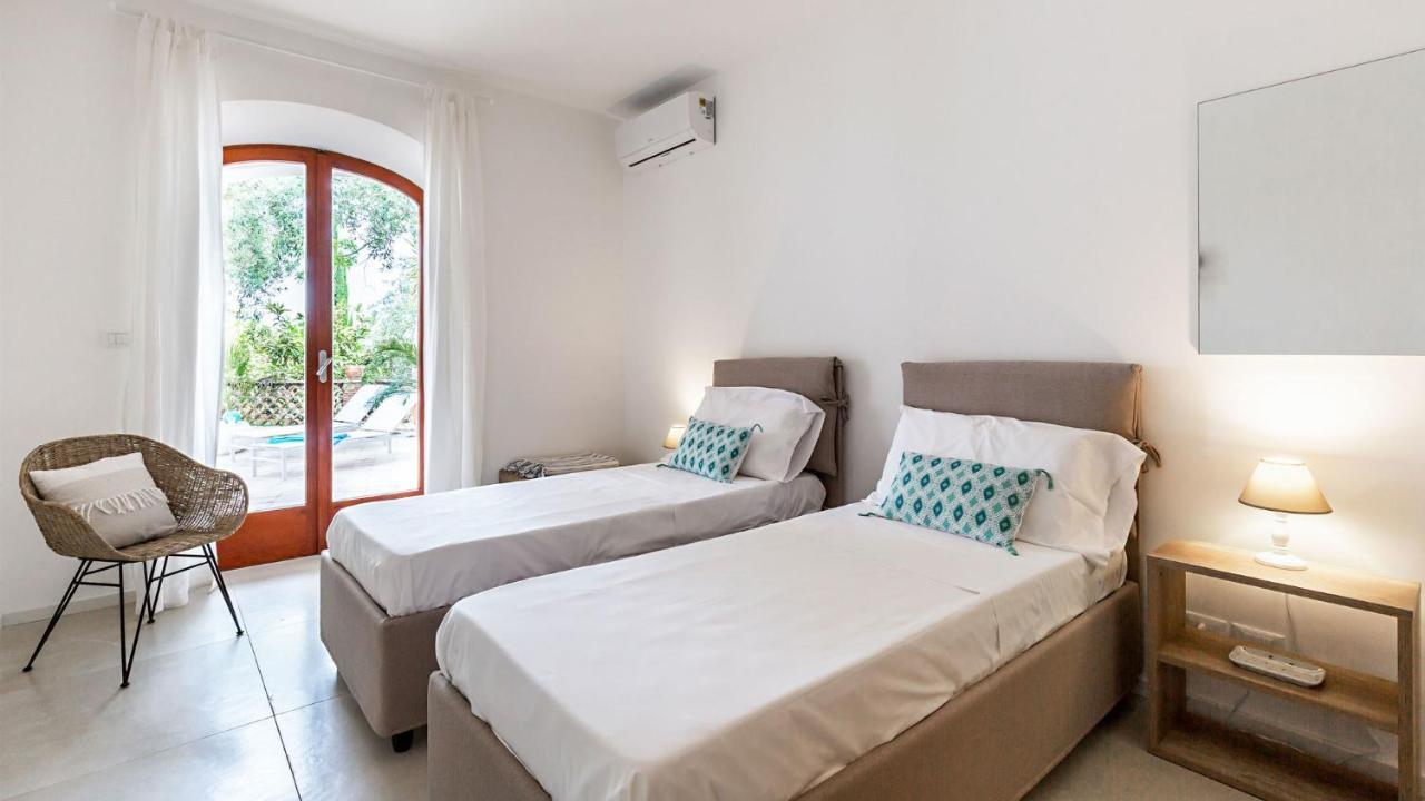 La Matrangela Charme Apartments Taormina Bagian luar foto