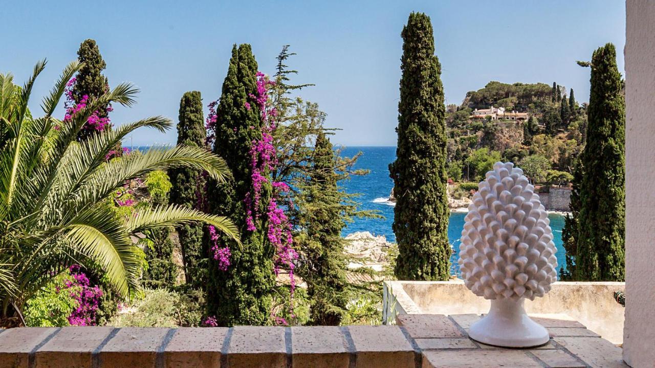La Matrangela Charme Apartments Taormina Bagian luar foto