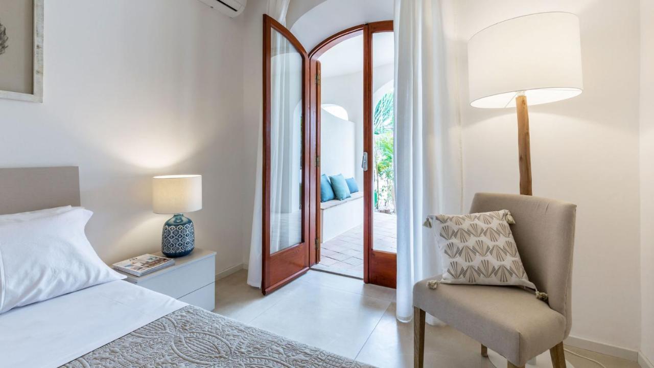 La Matrangela Charme Apartments Taormina Bagian luar foto